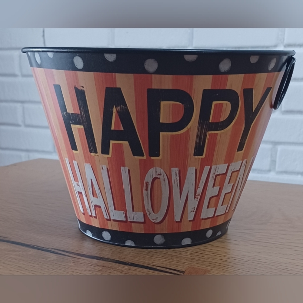 Halloween Striped Bucket